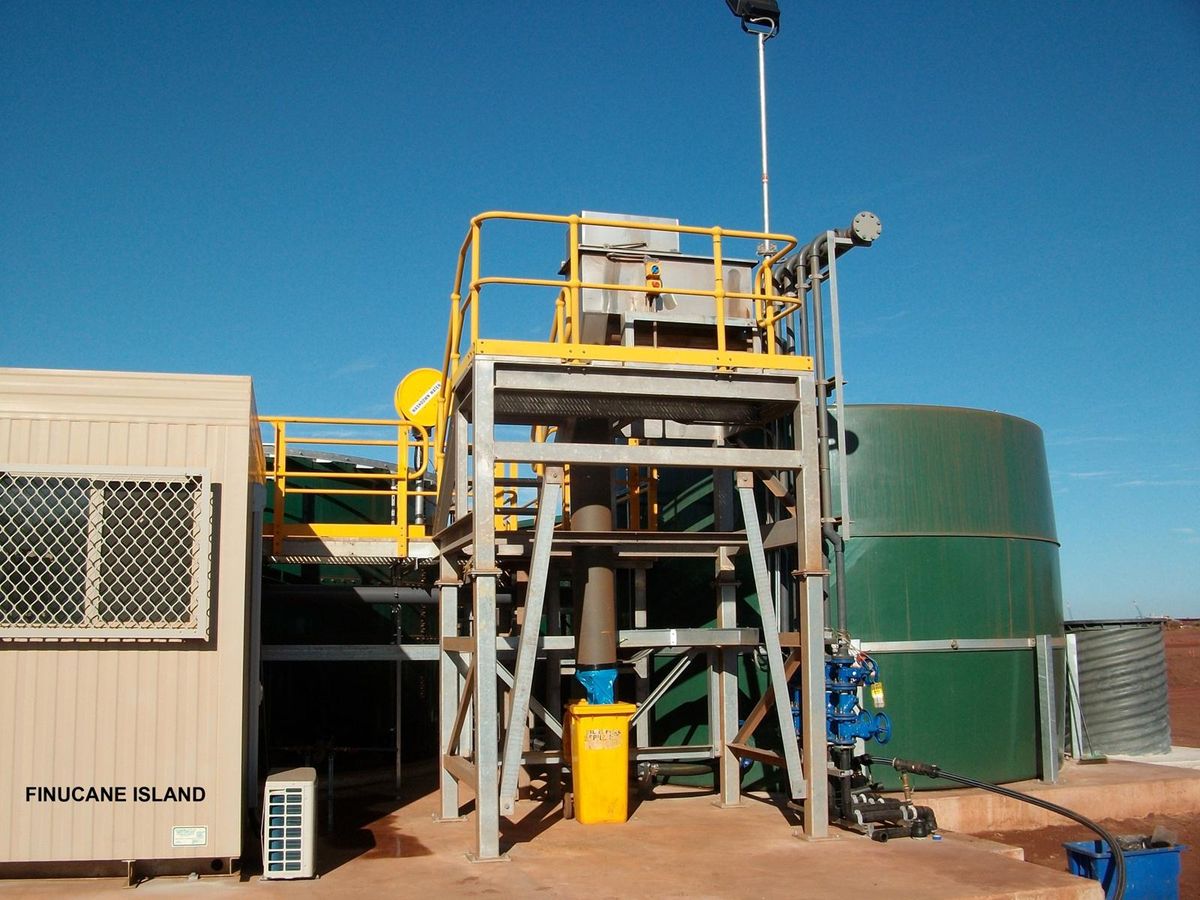 Finucane Island – process equipment and tanks